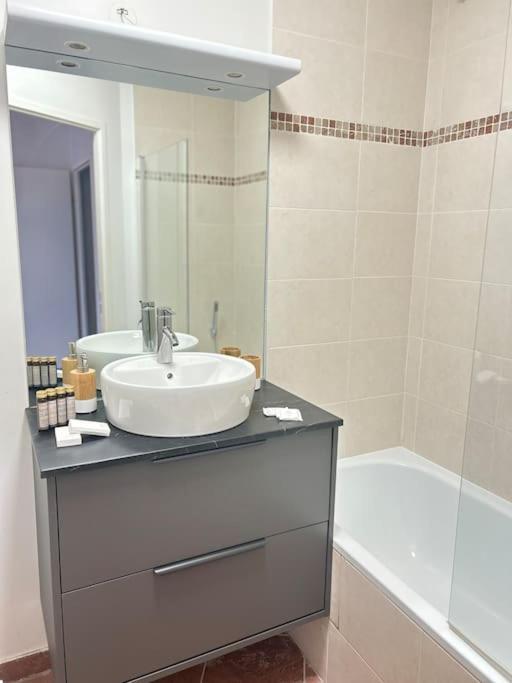 Once Upon A Time - 7Min From Disneyland - Free Private Parking - Self Checkin - Balcony - Barbecue Маньи-ле-Онгр Экстерьер фото